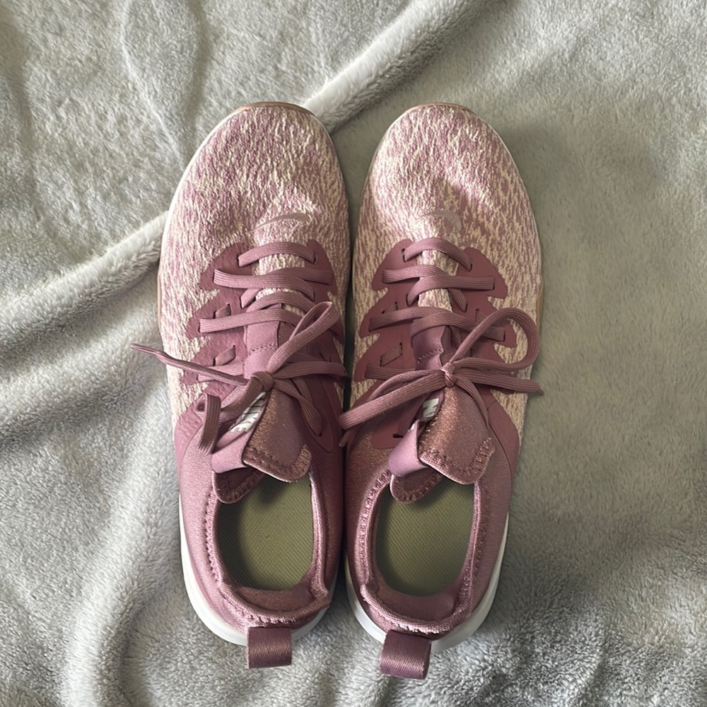 Nike womens shoes Elite TR